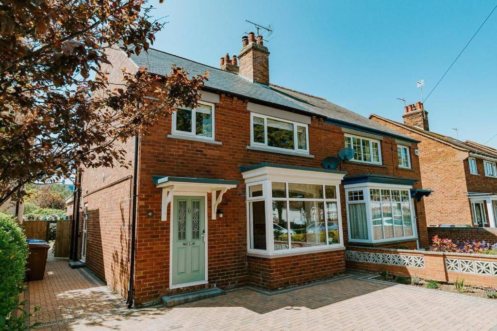 North Beach House - 3 Bedroom Fully Equipped Spacious House Perfect For Family Getaways In Bridlington Bagian luar foto