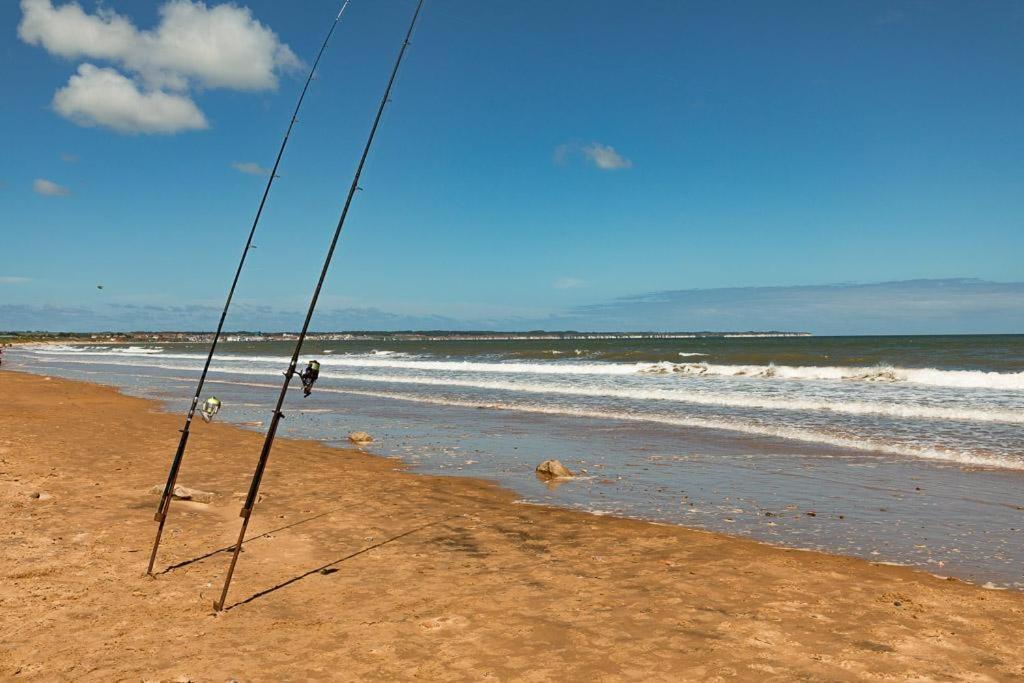 North Beach House - 3 Bedroom Fully Equipped Spacious House Perfect For Family Getaways In Bridlington Bagian luar foto
